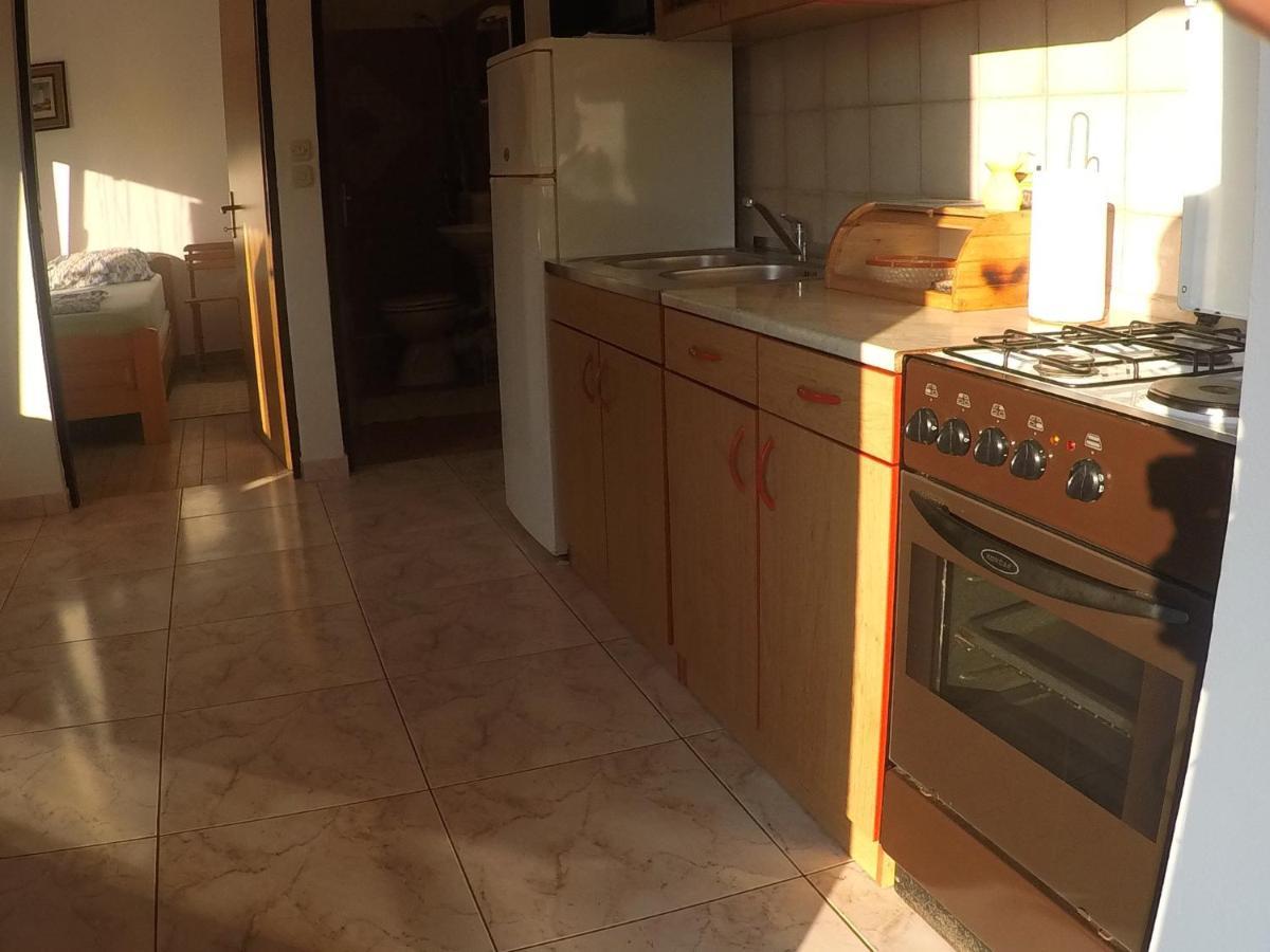 Apartmani Znidaric Vir Ngoại thất bức ảnh